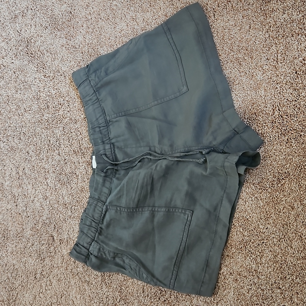 Gap Shorts